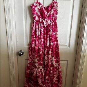 Francesca's Collections Pink and White Maxi Dress